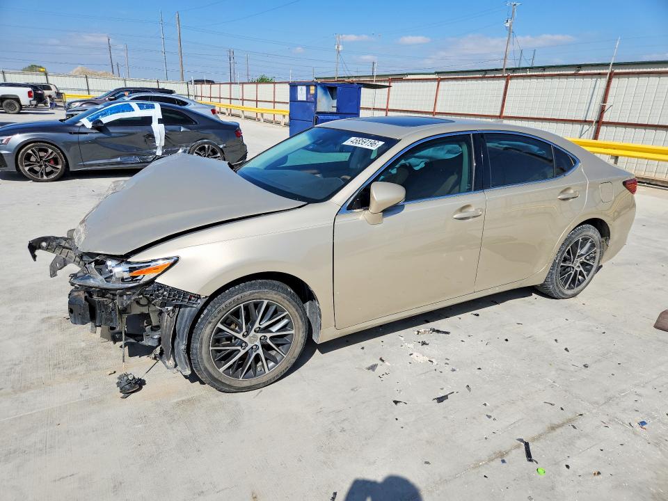 2016 Lexus ES