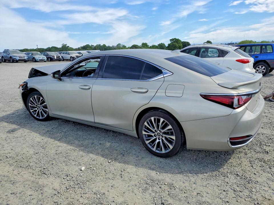 2020 Lexus ES