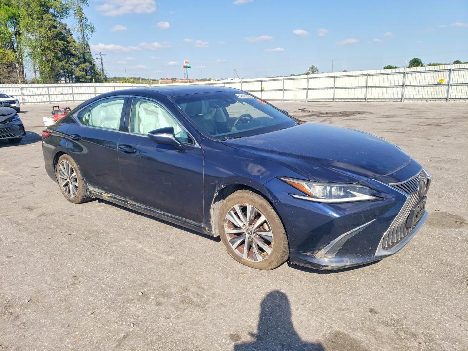2019 Lexus ES