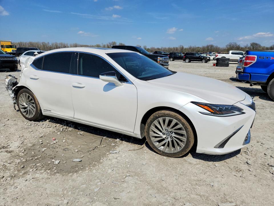 2021 Lexus ES