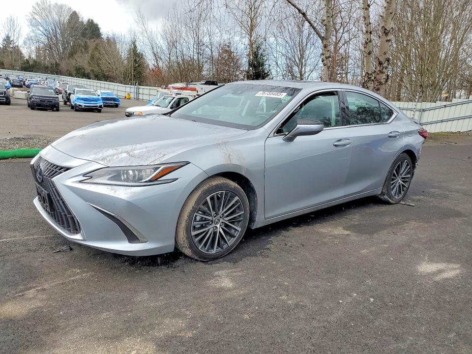 2022 Lexus ES