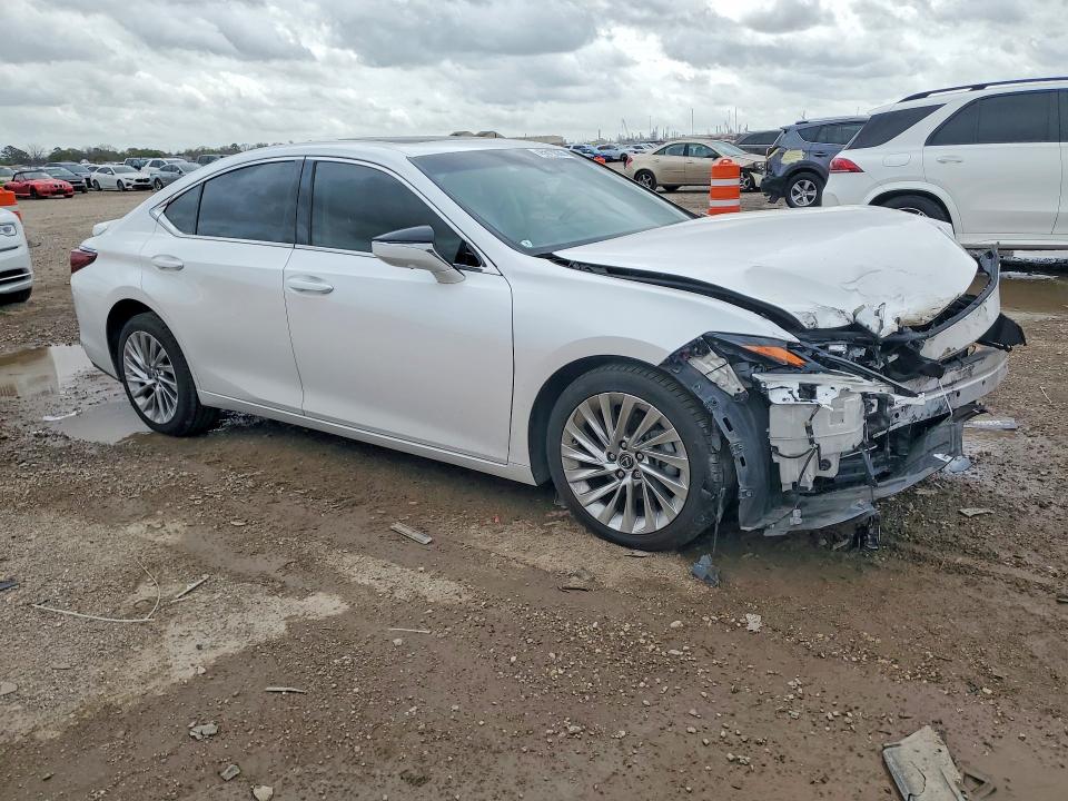 2023 Lexus ES