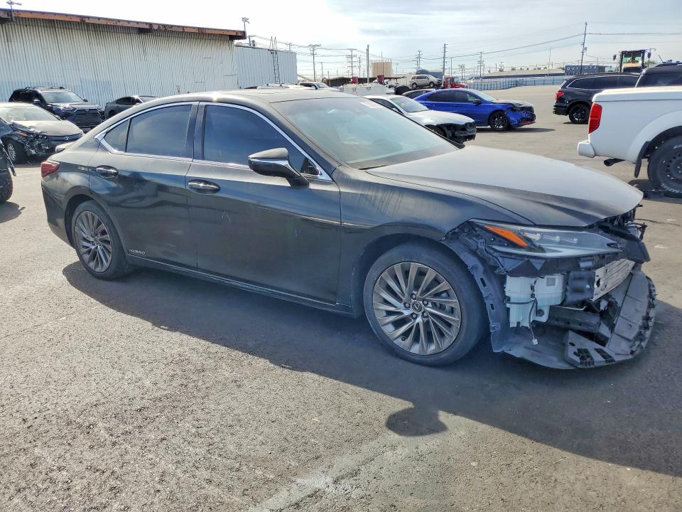 2022 Lexus ES