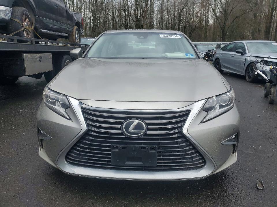 2018 Lexus ES