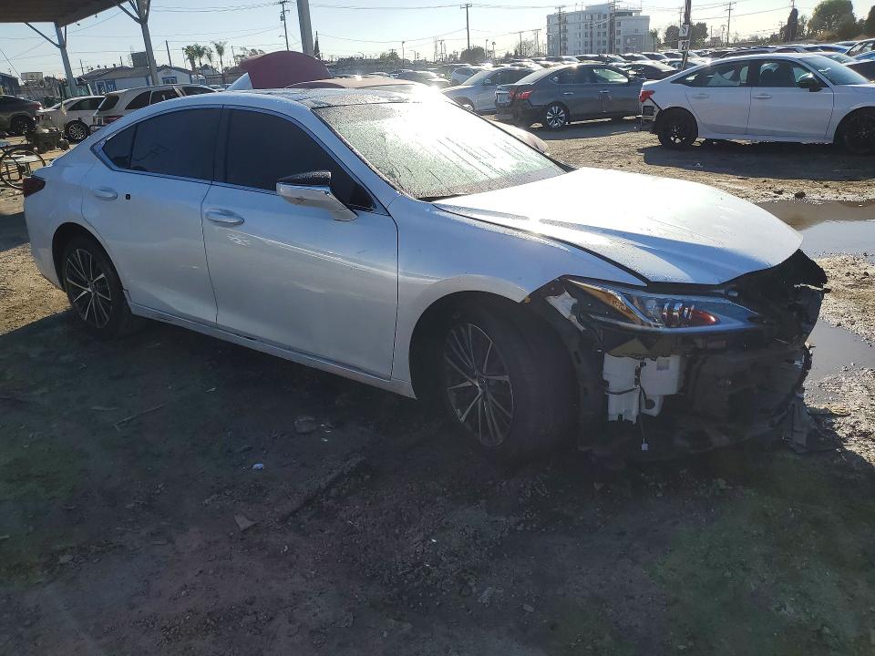2024 Lexus ES