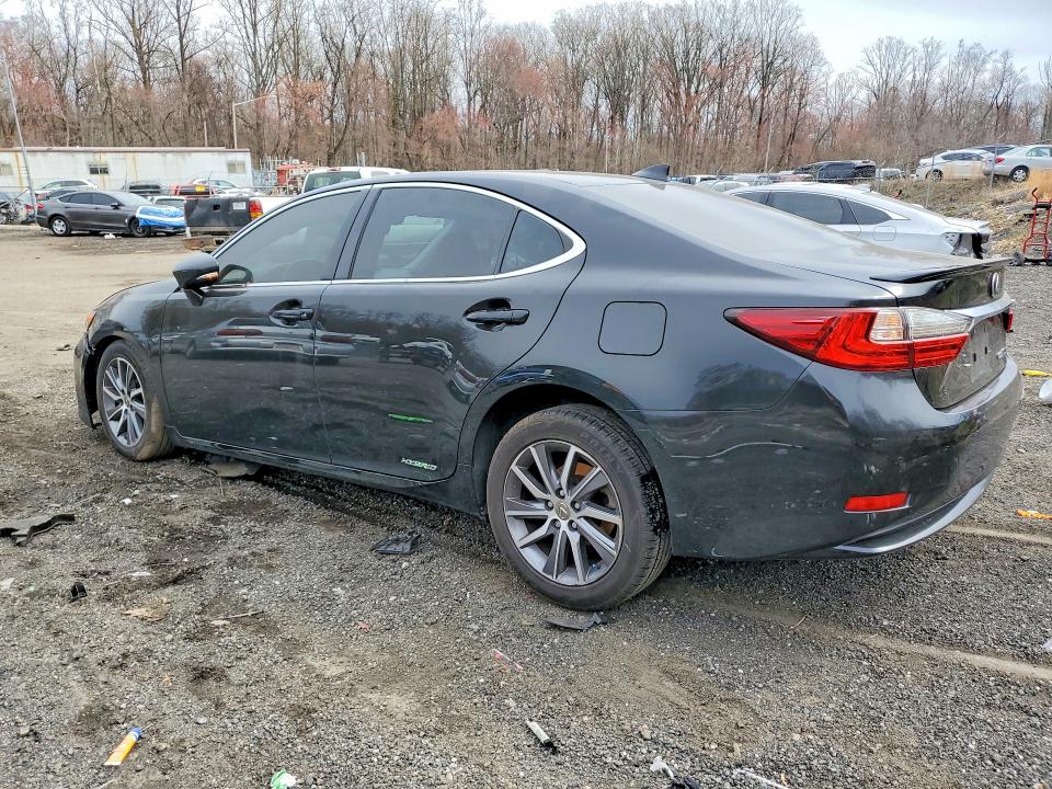 2017 Lexus ES