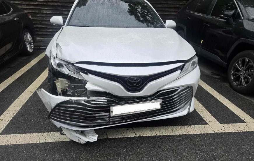 TOYOTA CAMRY