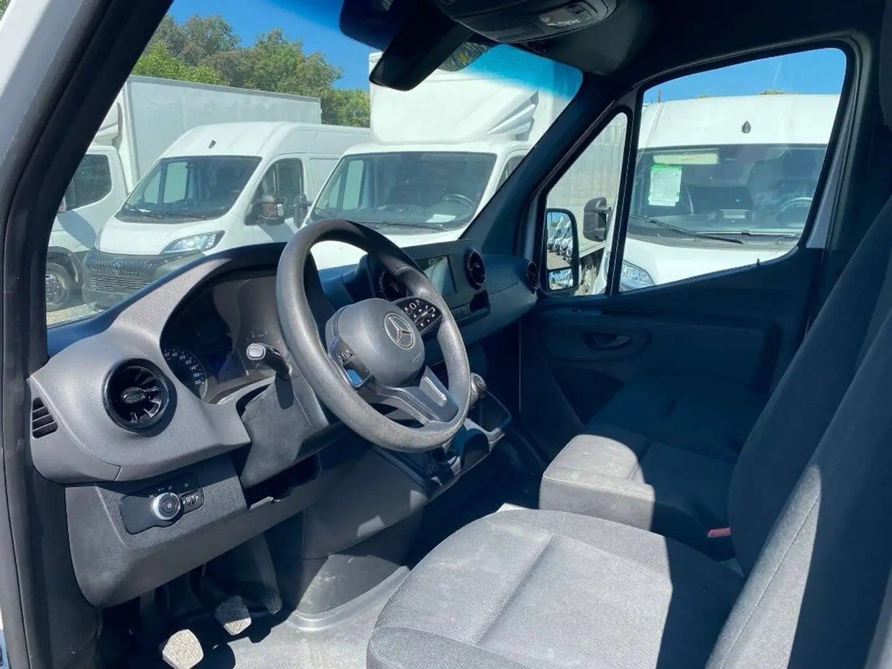 MERCEDES BENZ Sprinter