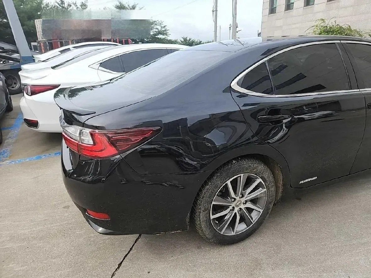 LEXUS ES300h