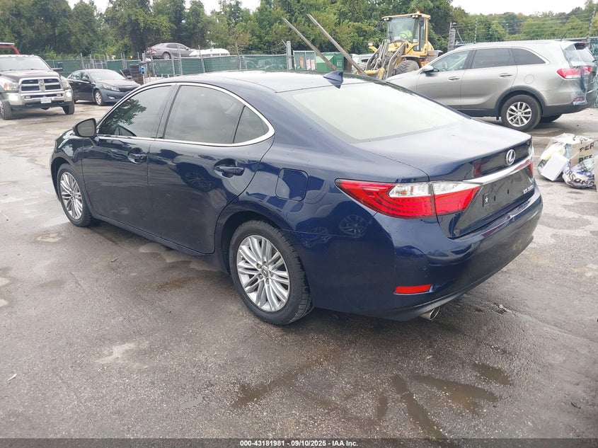 2015 Lexus ES