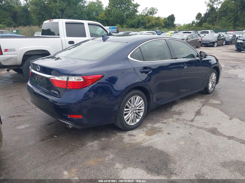 2015 Lexus ES