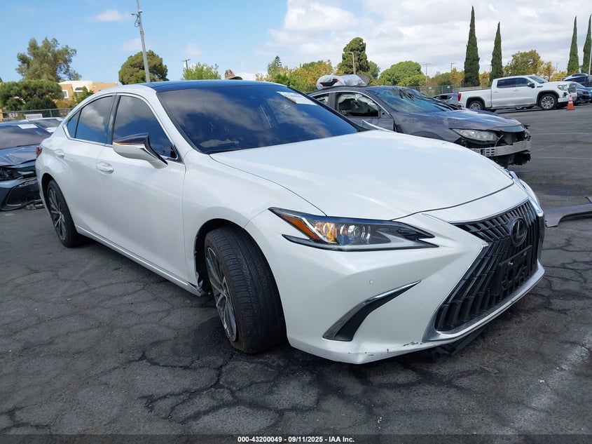 2024 Lexus ES