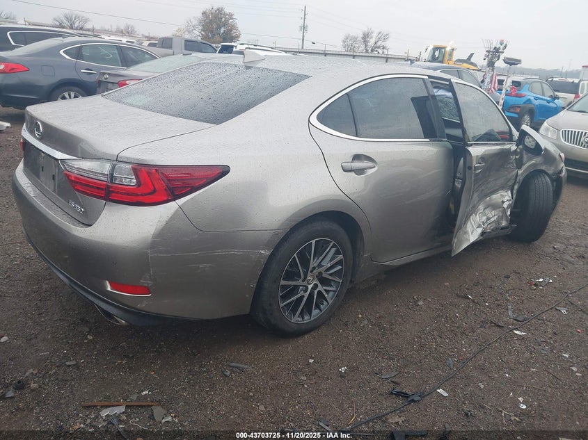2016 Lexus ES