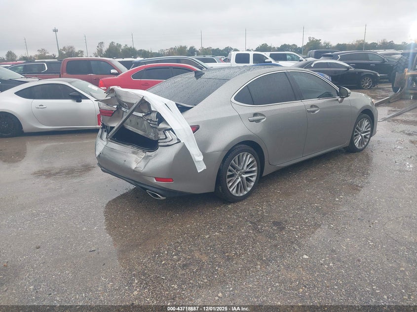 2018 Lexus ES