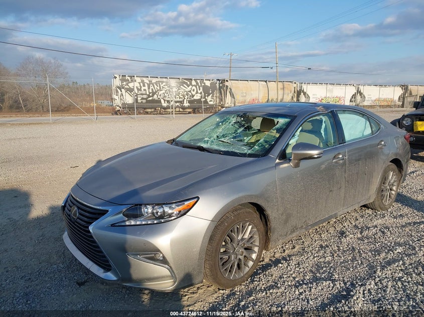 2018 Lexus ES
