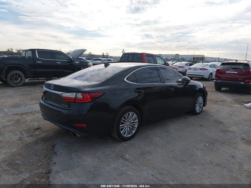 2016 Lexus ES