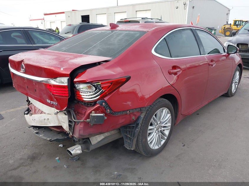 2015 Lexus ES