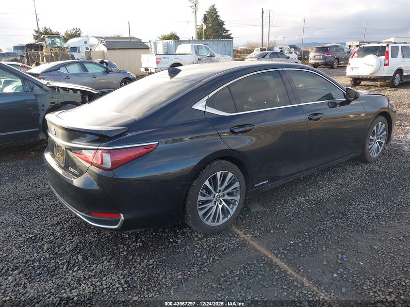 2019 Lexus ES