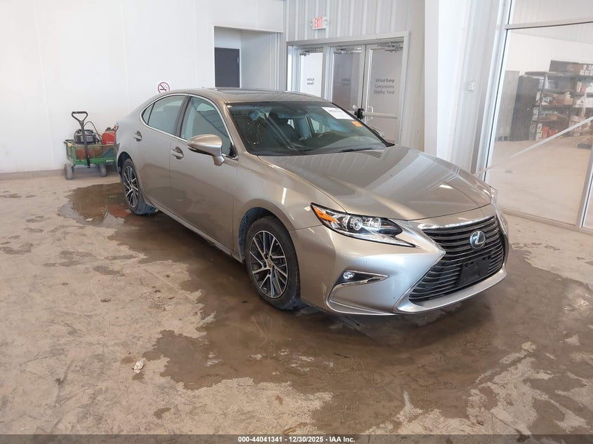 2017 Lexus ES