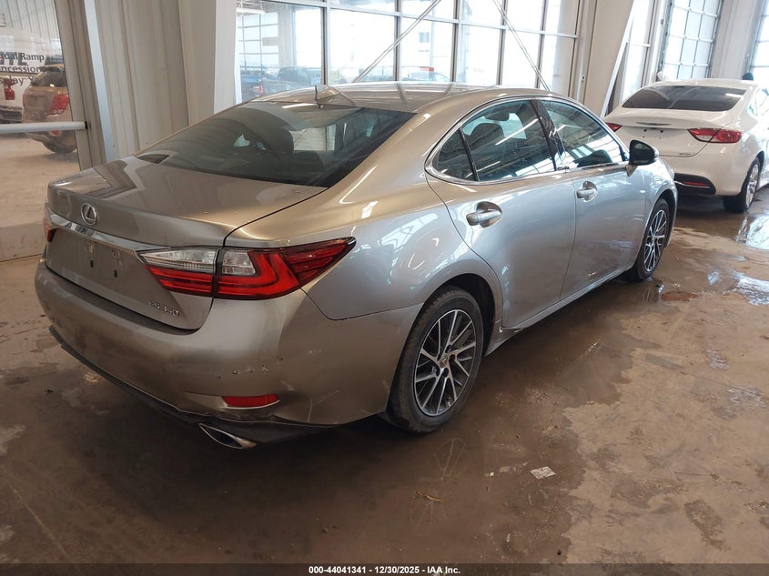 2017 Lexus ES