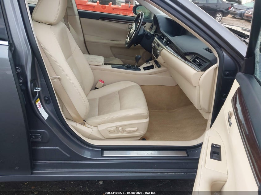2014 Lexus ES