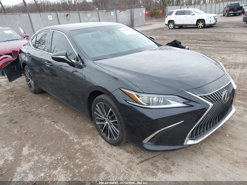 2022 Lexus ES