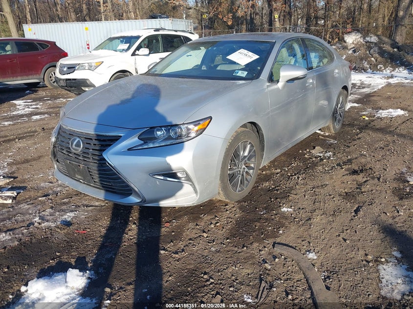 2016 Lexus ES