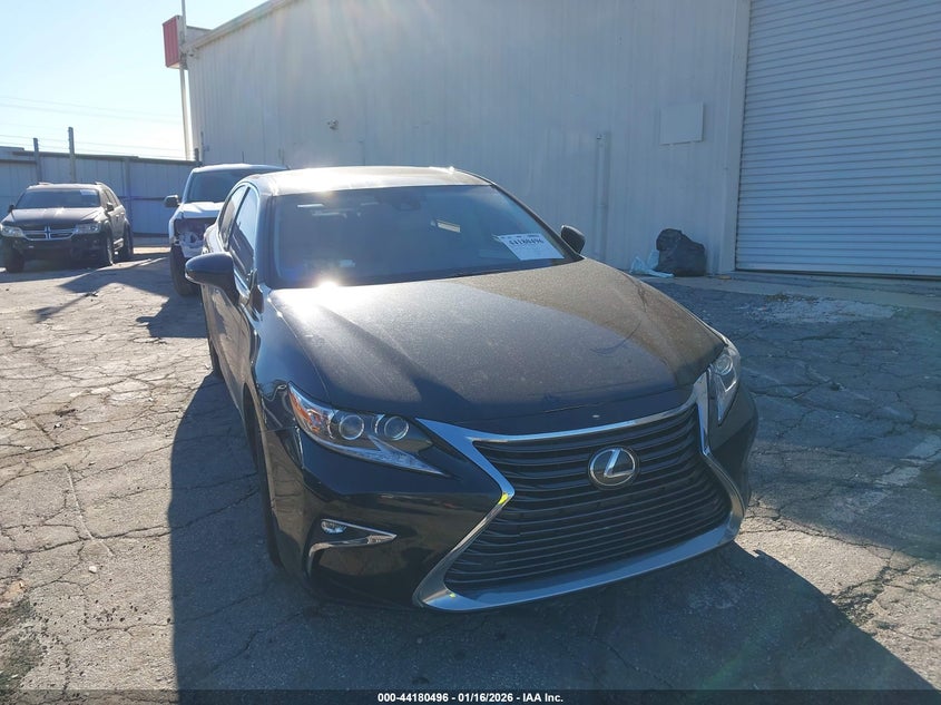 2018 Lexus ES