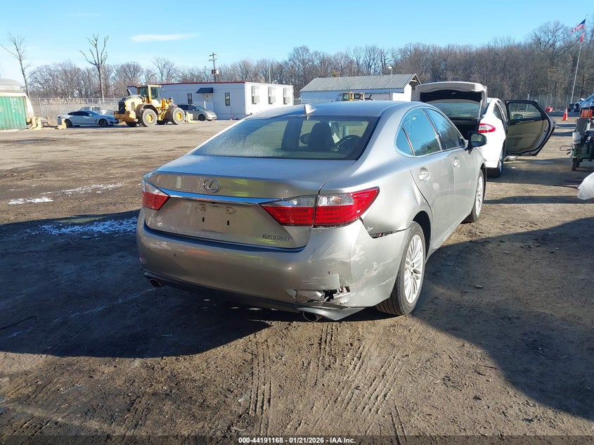 2015 Lexus ES