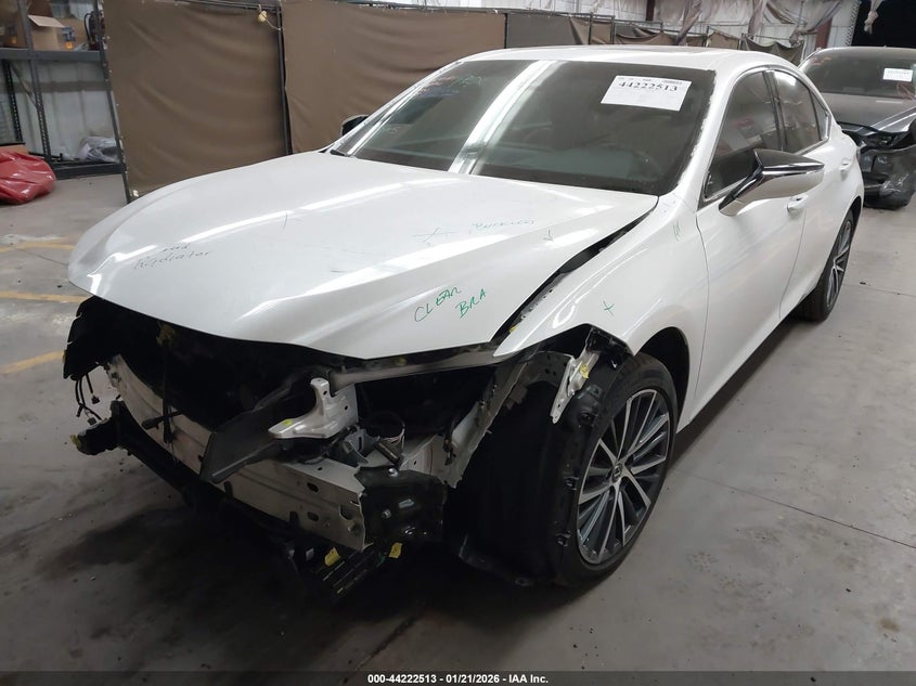 2025 Lexus Es 300h