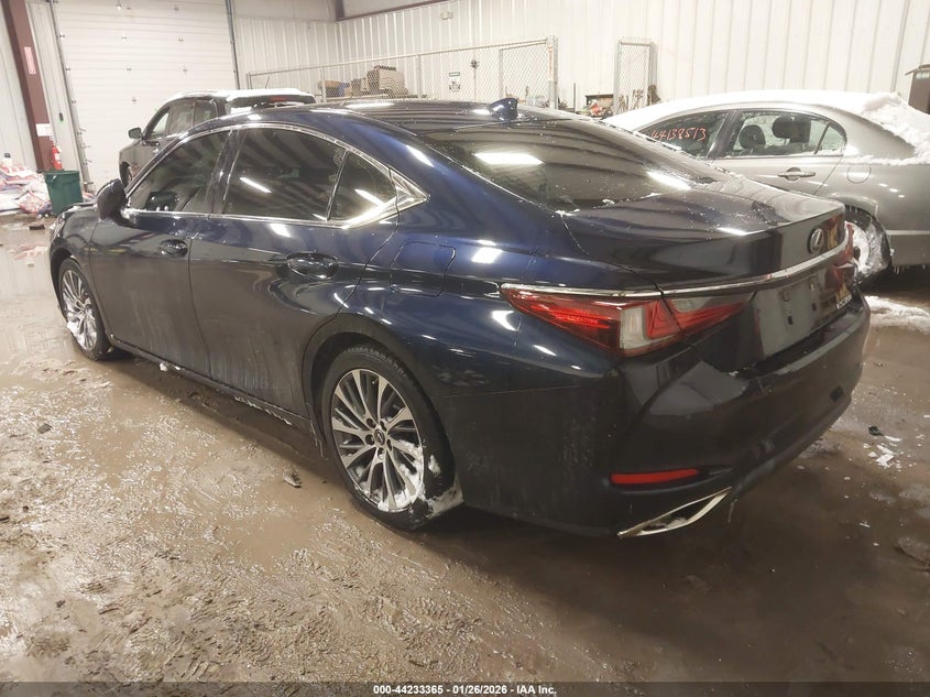 2019 Lexus ES