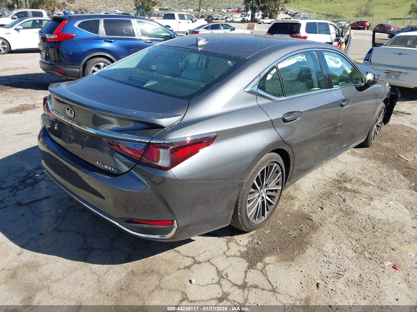 2025 Lexus ES