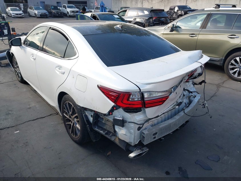 2017 Lexus ES