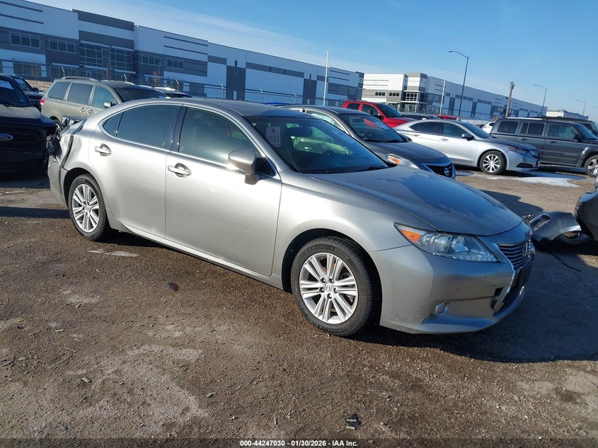 2015 Lexus ES