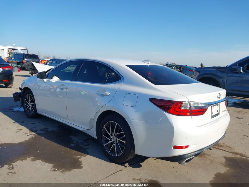 2016 Lexus ES