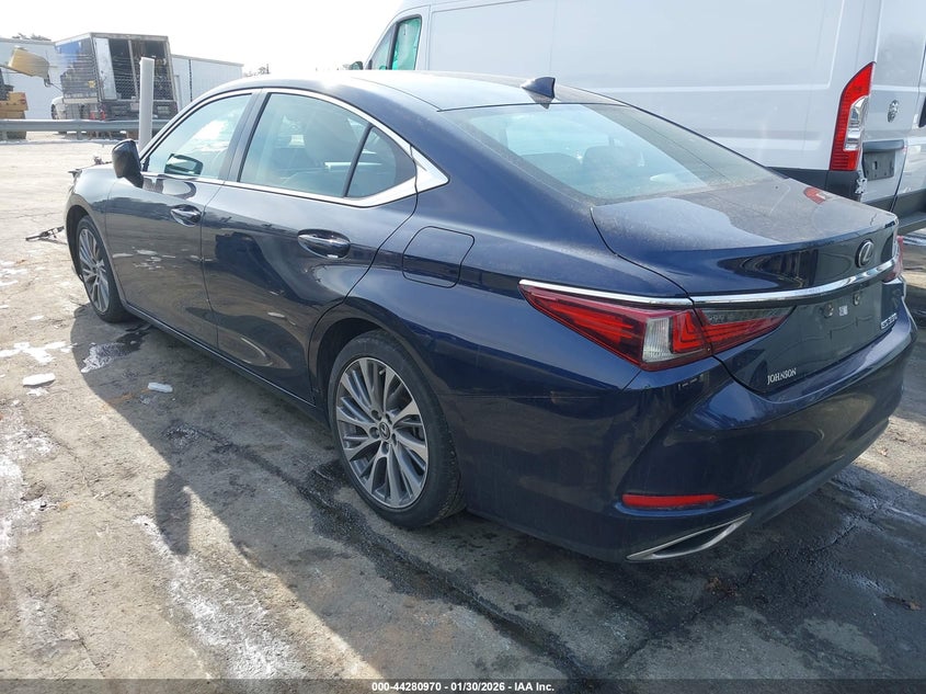 2020 Lexus ES