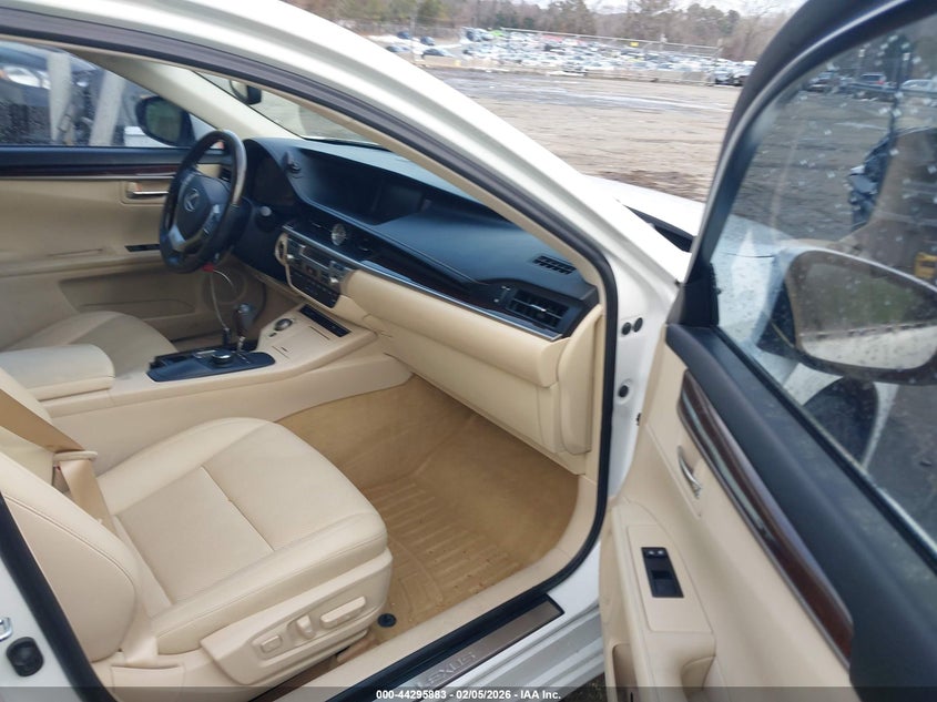 2014 Lexus ES