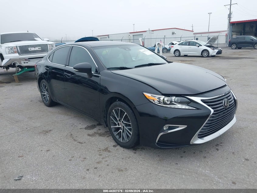 2017 Lexus ES