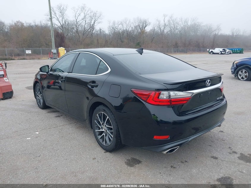 2017 Lexus ES