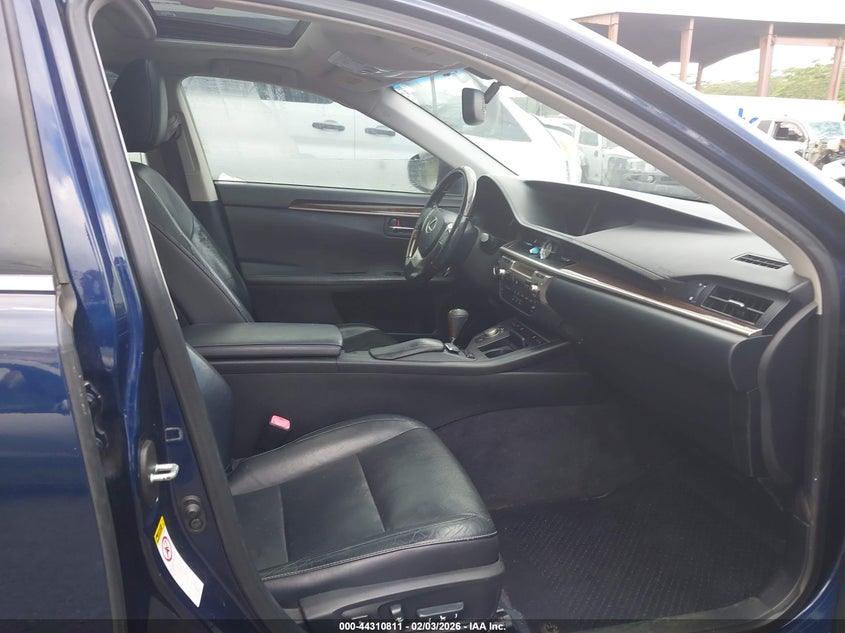 2014 Lexus ES