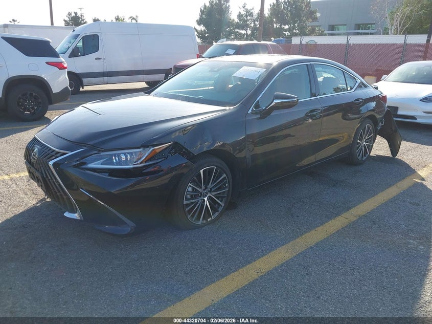 2025 Lexus ES
