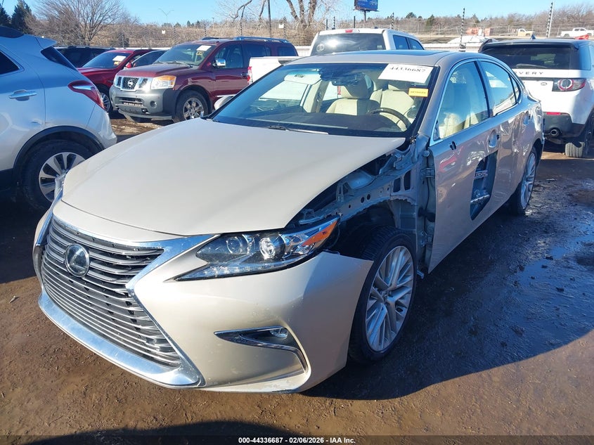 2016 Lexus ES