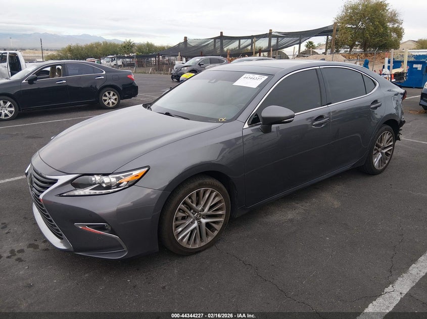 2018 Lexus ES