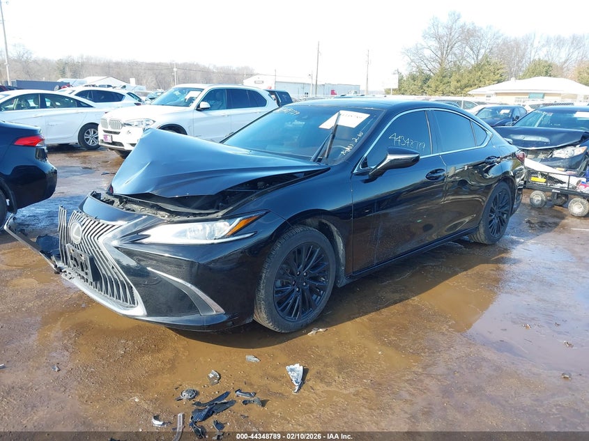 2021 Lexus ES