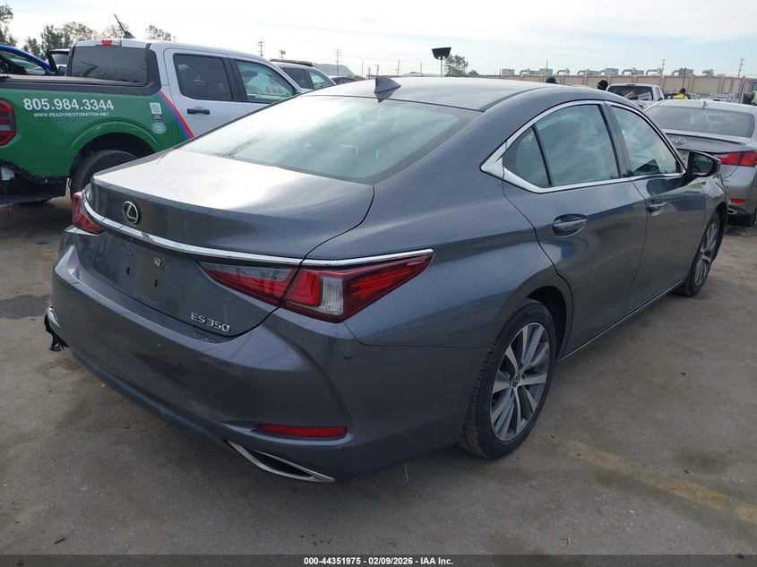 2019 Lexus ES