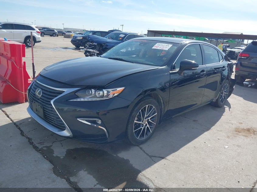 2017 Lexus ES