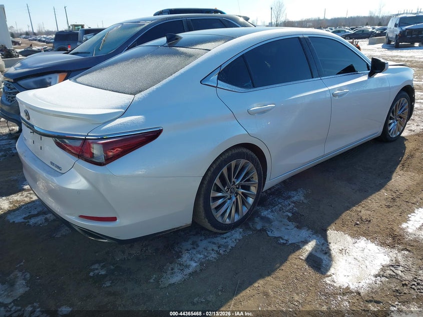 2021 Lexus ES