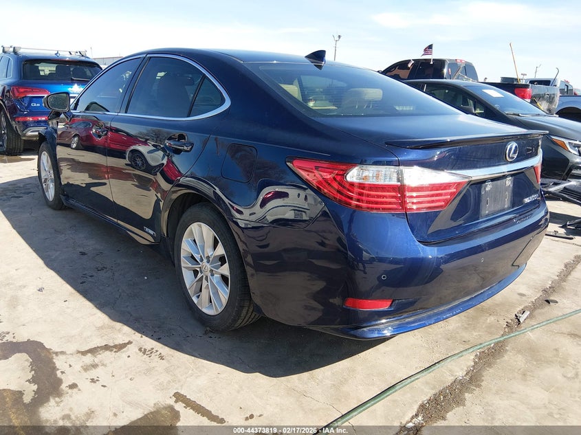 2015 Lexus ES