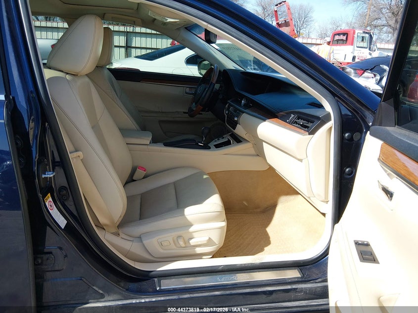 2015 Lexus ES