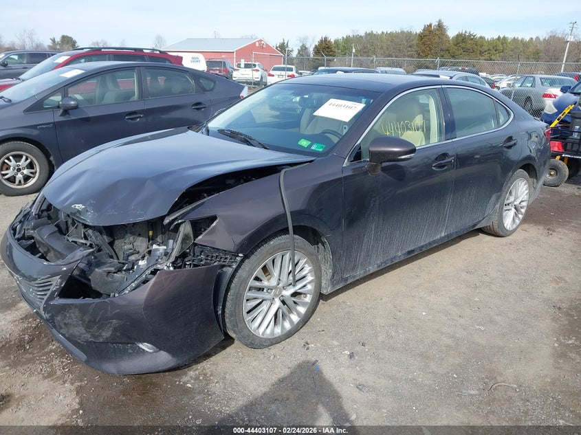 2015 Lexus ES